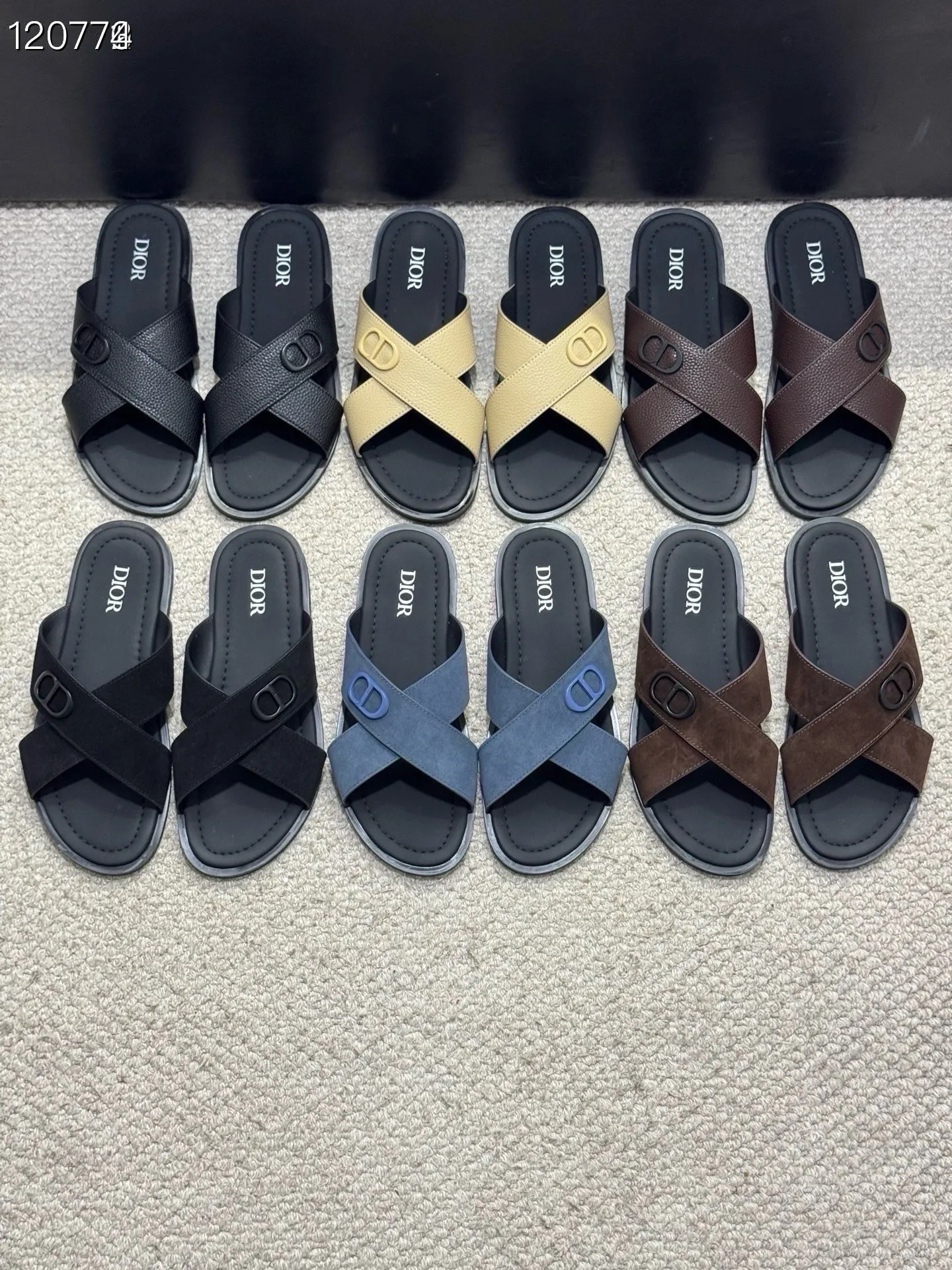 Men's men's shoes 💰320 [New style] 🦇🦇𝐂𝐡𝐫𝐢𝐬𝐭𝐢𝐚𝐧 𝐃𝐢𝐨𝐫 Dior slippers - the latest hot sandals, classic sandals, original replicas, super durable and versatile, cowhide leather with hardware accessories, very comfortable on the feet Look slim and white. Original molded outsole size: 38-44 (.45. Customized